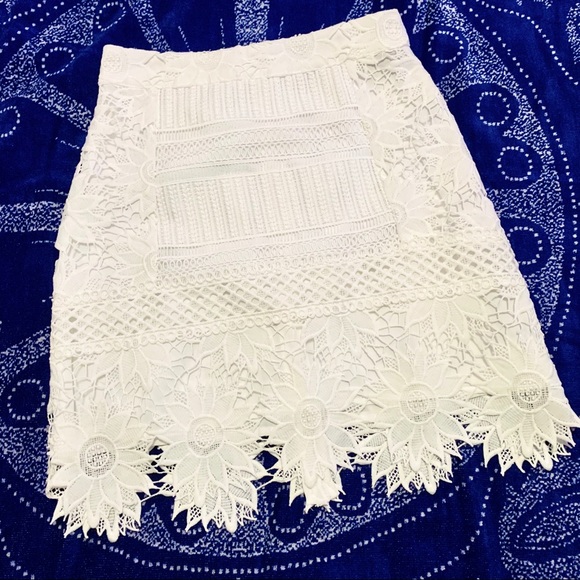 Topshop White crotchet daisy skirt - Picture 4 of 7